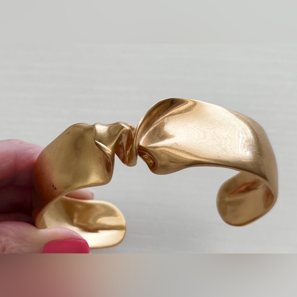 Stella & Dot Satin Gold Sculptural Open Cuff Bracelet - Women Jewelry